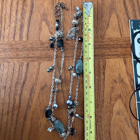 Silver and onyx long necklace - Picture 6 of 6
